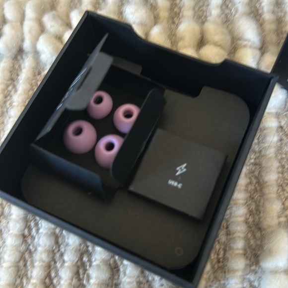 Beats Fit Pro Active Noise Cancellation - Picture 10 of 13